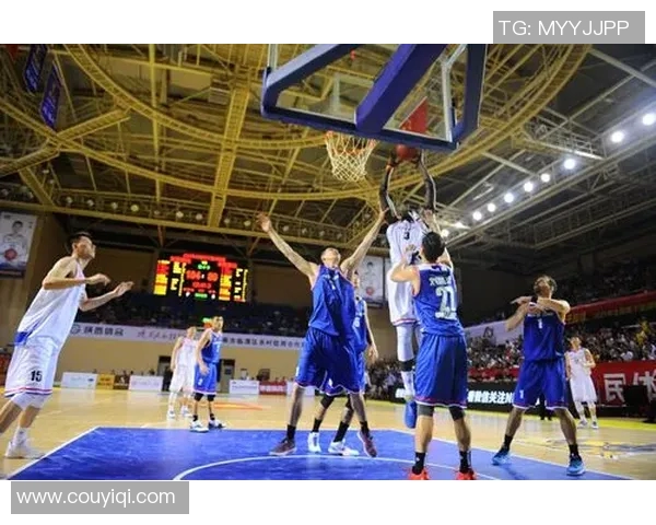 太准了！豪泽替补7记三分贡献21分 首节四连中独得15分